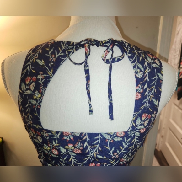 Loft - Picture 2 of 5